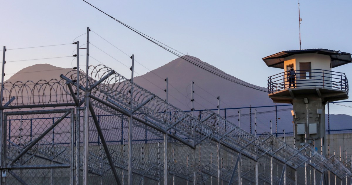 Judge orders Trump administration to allow attorneys access to Venezuelan man in Salvadoran prison