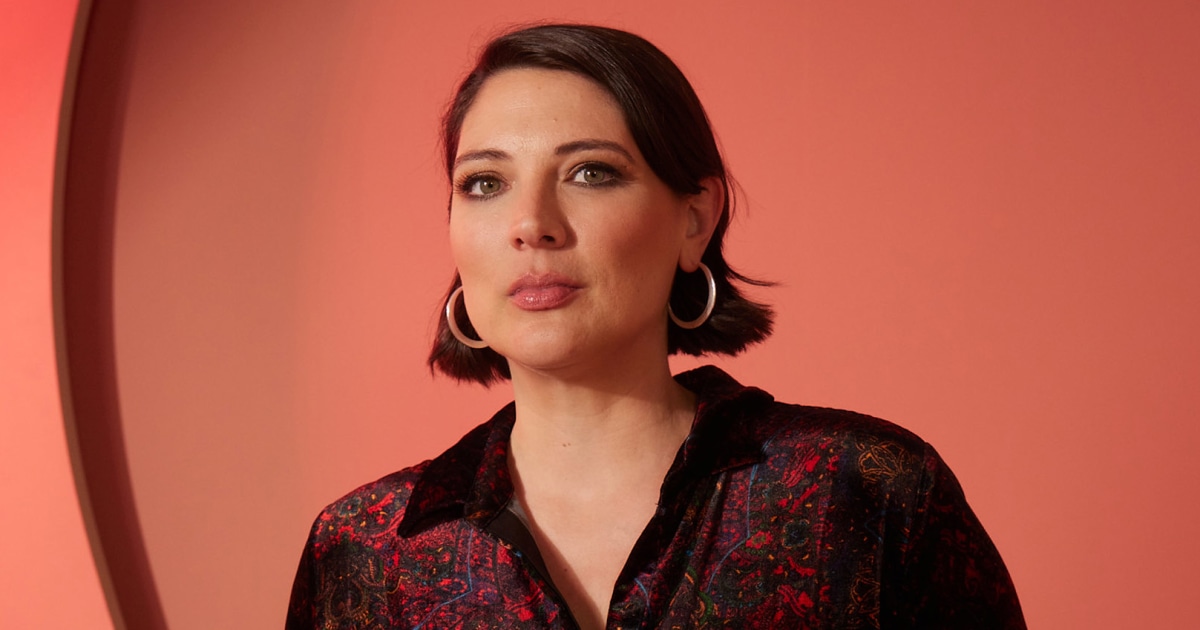 ‘Seven Husbands of Evelyn Hugo’ author Taylor Jenkins Reid comes out as bisexual