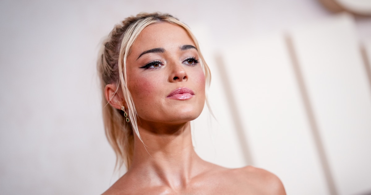 SI cover model Livvy Dunne says she’s being stalked in airports by ‘middle-aged men’