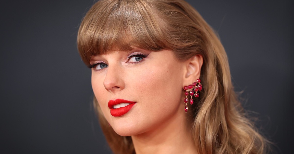 Taylor Swift files restraining order against alleged stalker, says he ‘makes me fear for my safety’